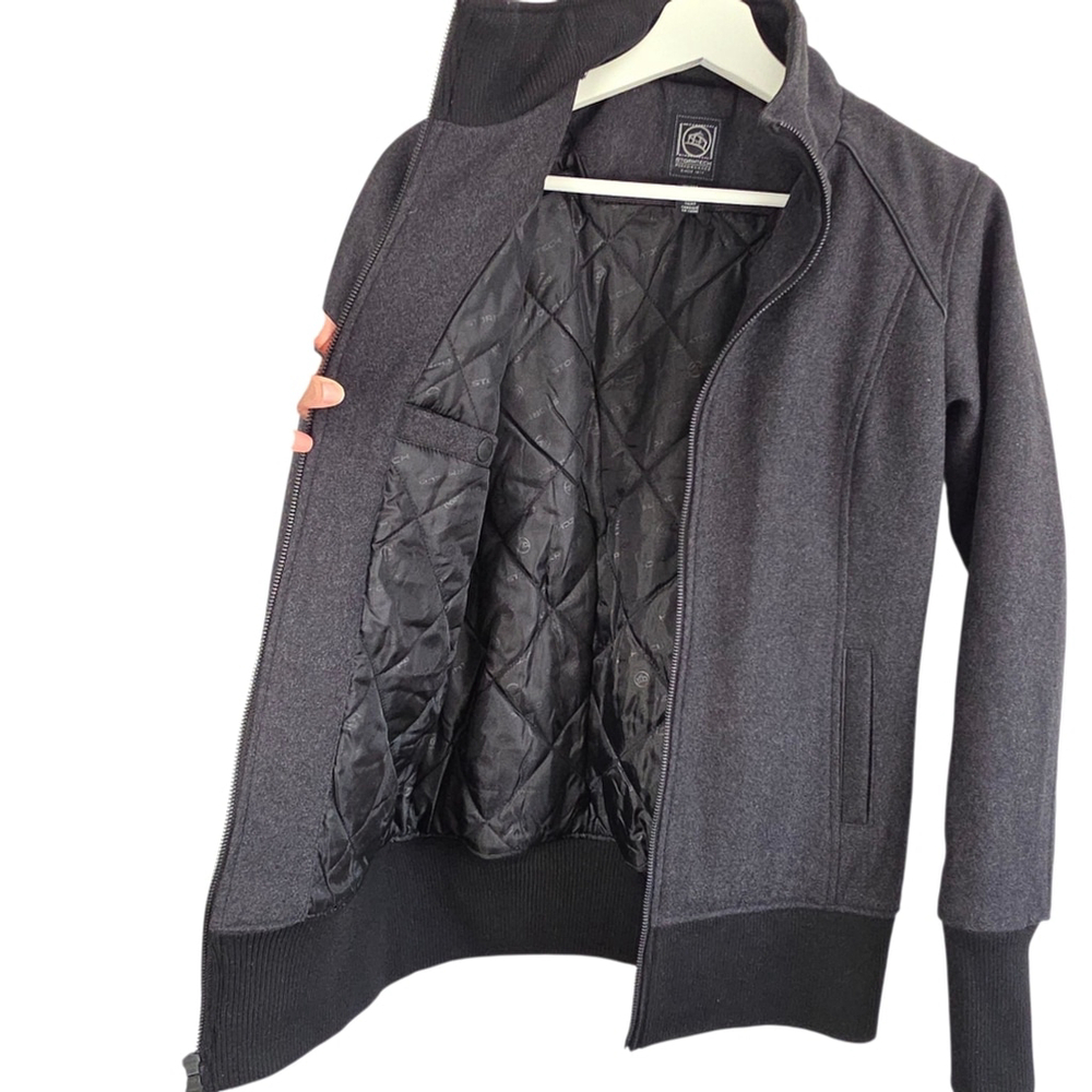 Stormtech Women's Warrior Club Jacket Quilted Sz Small NWT - Picture 7 of 13